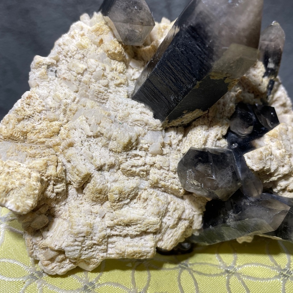 BLACK SMOKY QUARTZ- yellow calcite raw crystal cluster perfect 2”points 5”x5” - Picture 5 of 11
